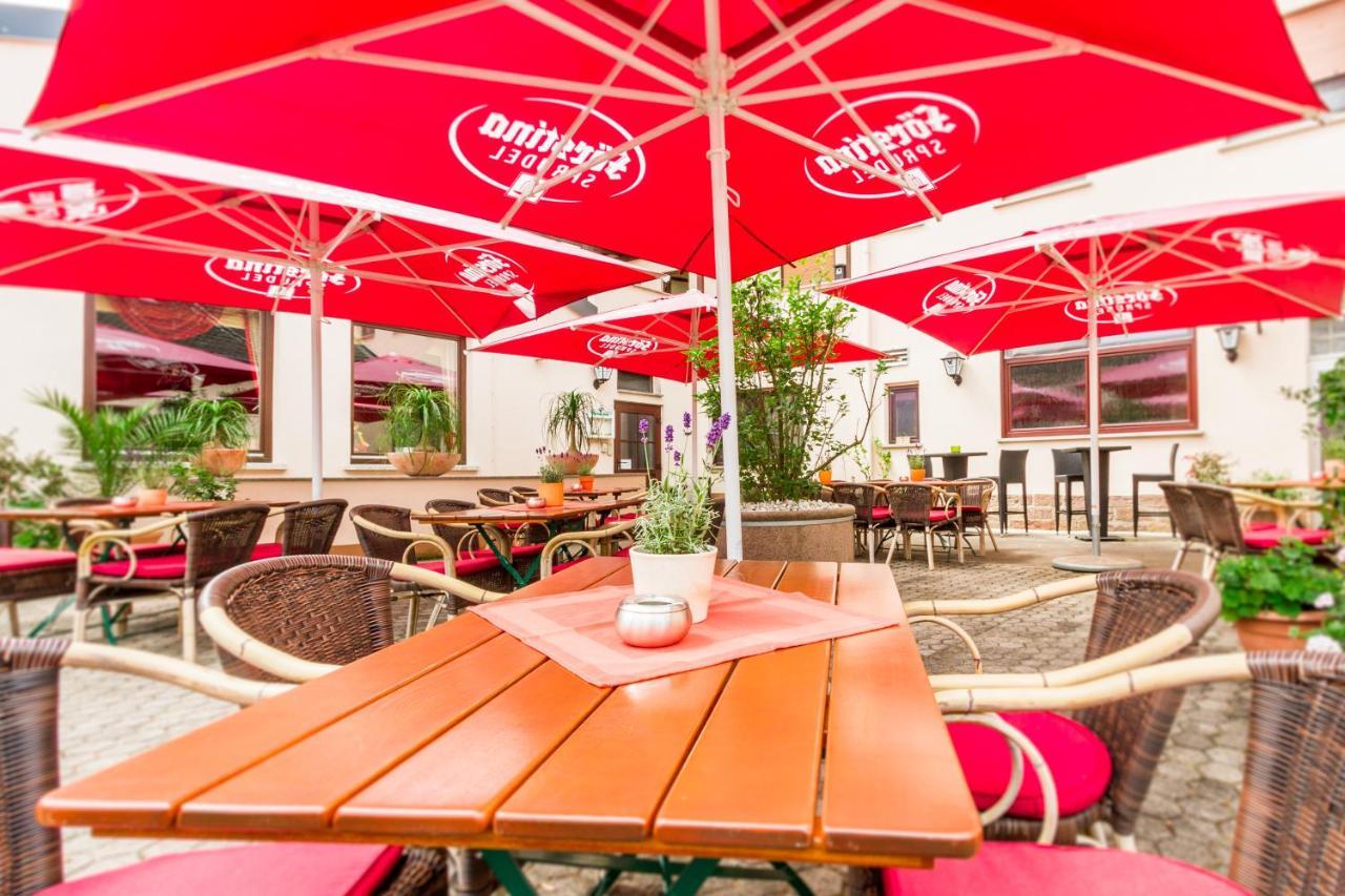 Hotel- Restaurant Zum Hirsch Grossenlueder Экстерьер фото